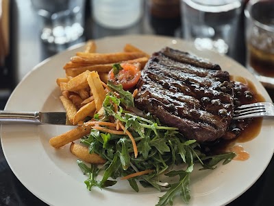 Saloon Bar Ocean Beach Hotel