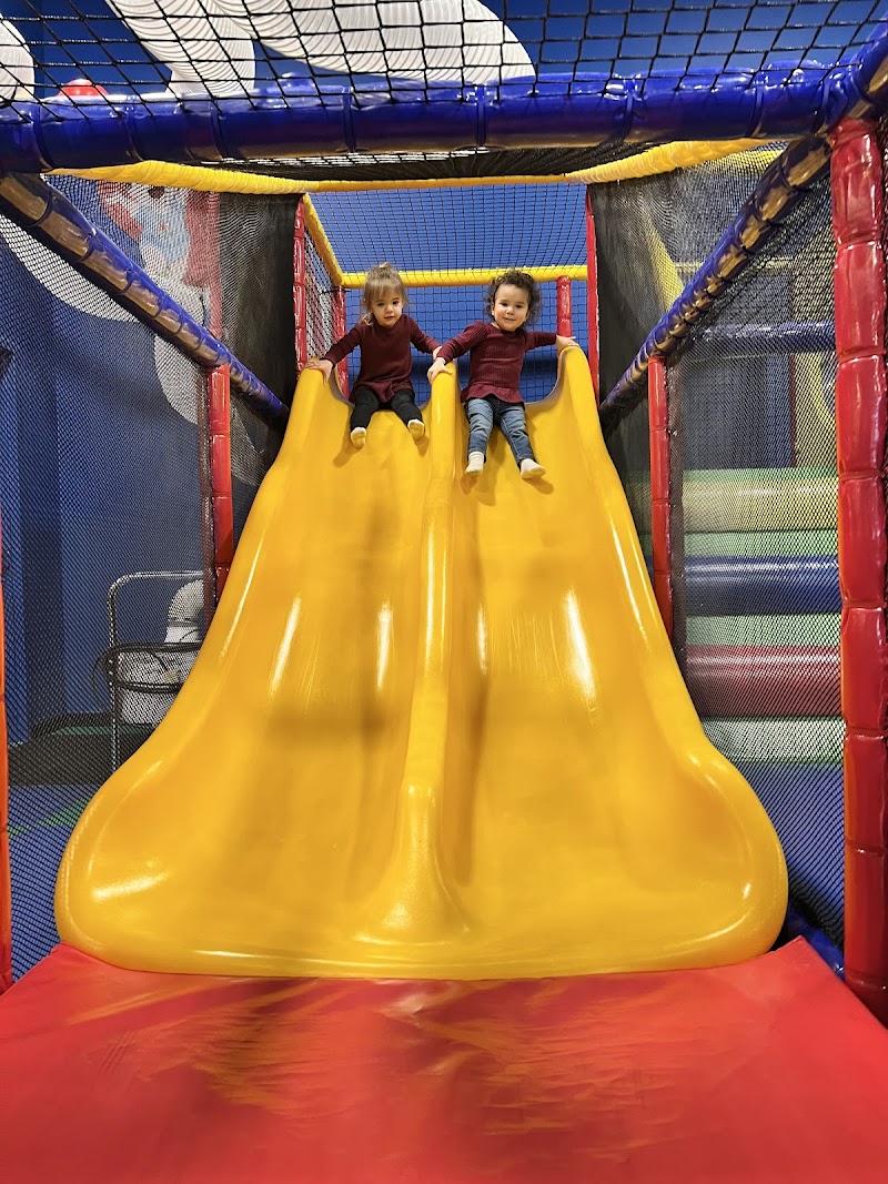 Luv 2 Play Sutton photo 3