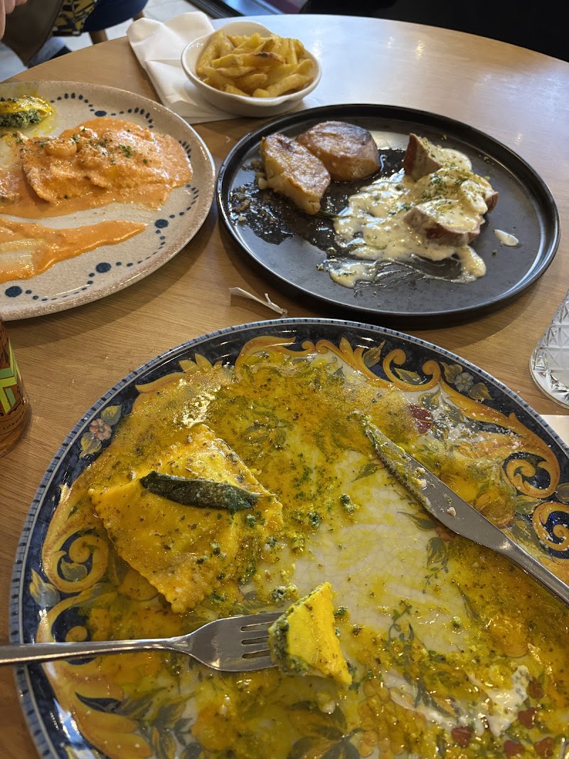 Casa Italian & Seafood Restaurant