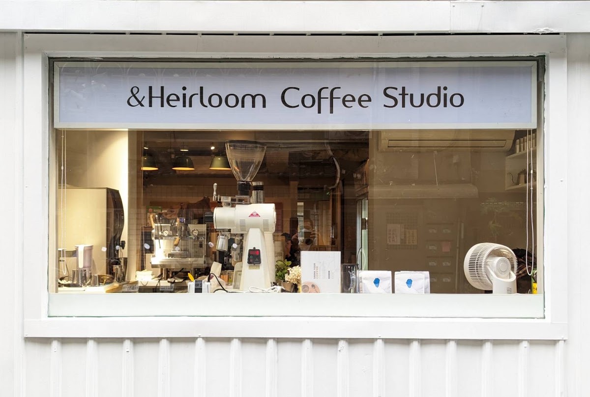 &Heirloom Coffee Studio