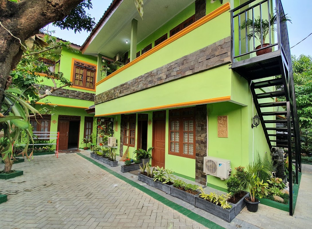 The Green Raff's Residence