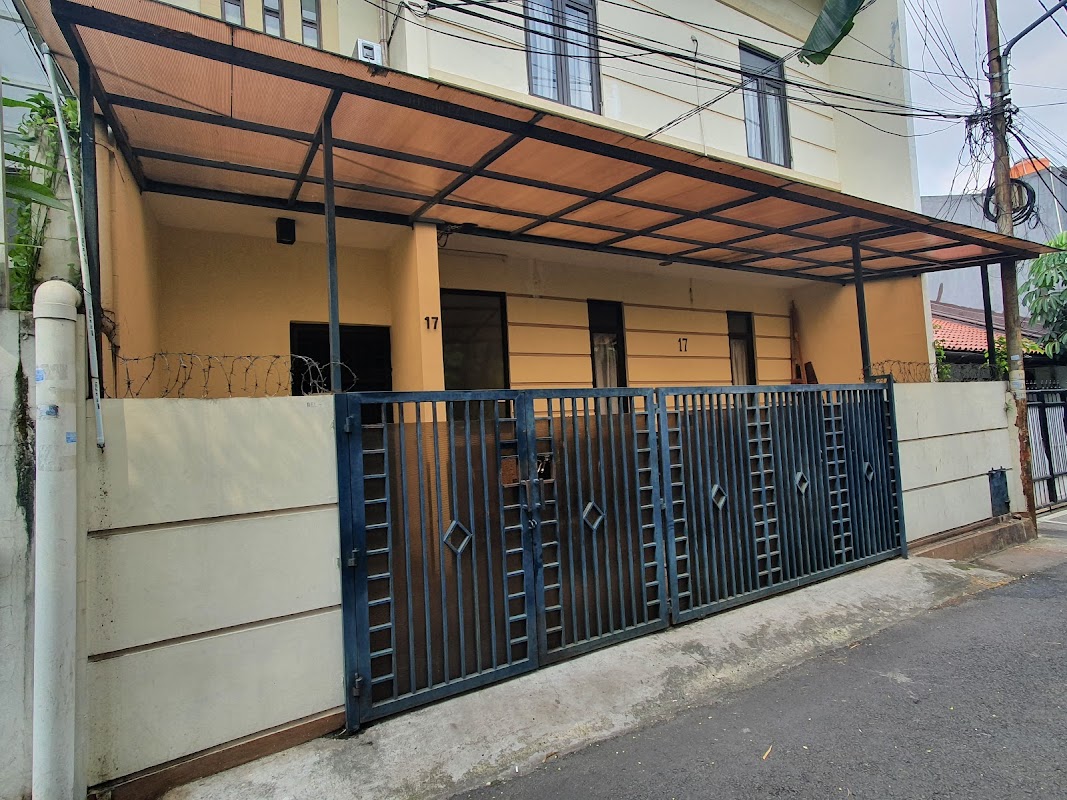 Kost Tebet 17