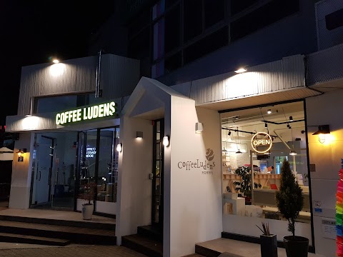 커피루덴스 운암점 반려동물 동반 카페