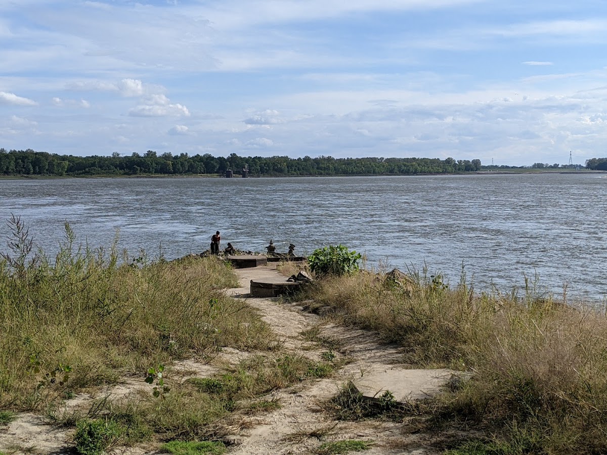 Edward "Ted" and Pat Jones-Confluence Point State Park photo 3