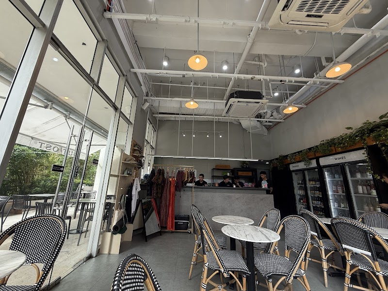 Outpost Market