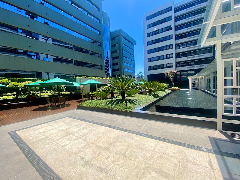 Dra Paula Bolonhez | Dentista no Cabral