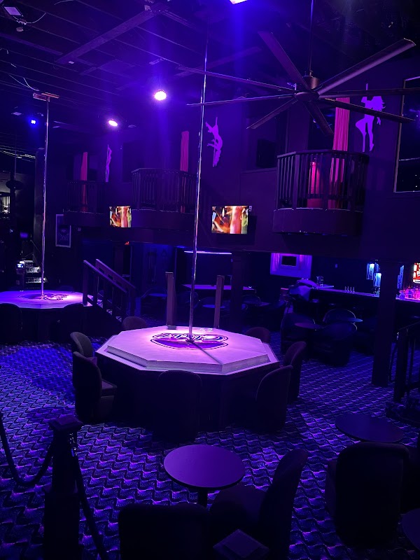 Photo by Club 7 Louisville