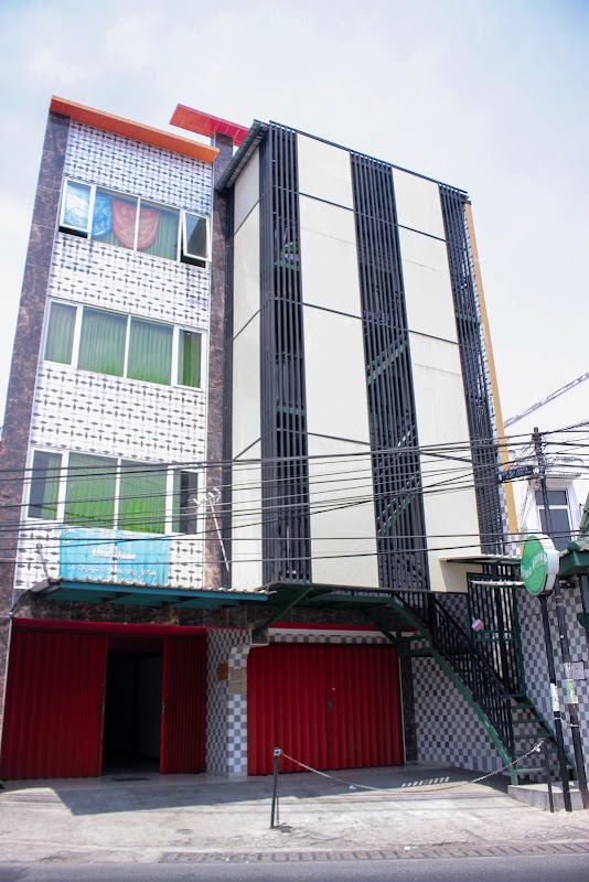 Oma' Omao Ladies House