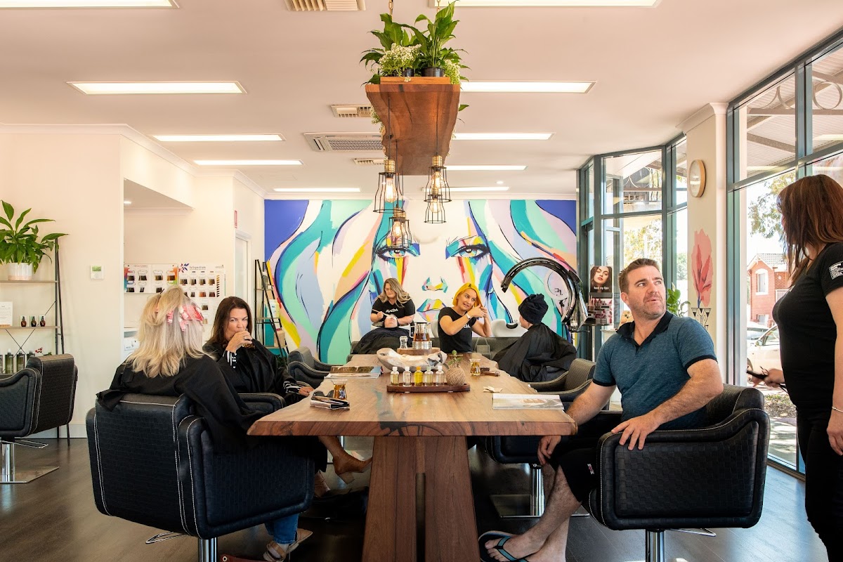 Supernatural Hair & Beauty photo 1