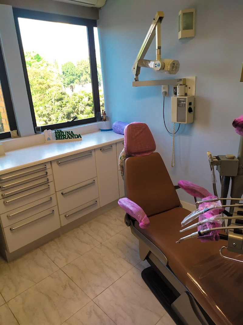 Dra. Bruna Miranda