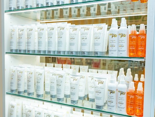 La Bionda Salon Winston Hills photo 3