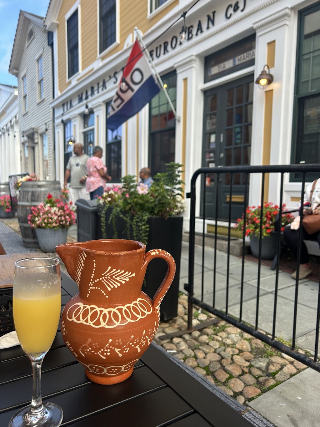 Tia Maria’s European Café