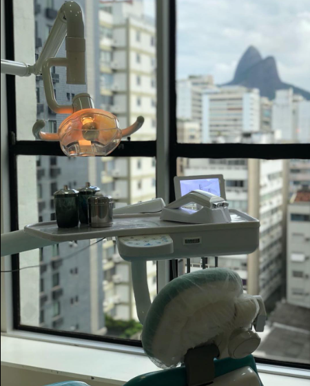 Dra Caroline Alvim e Dra Ana Carolina Cútalo - foto 1