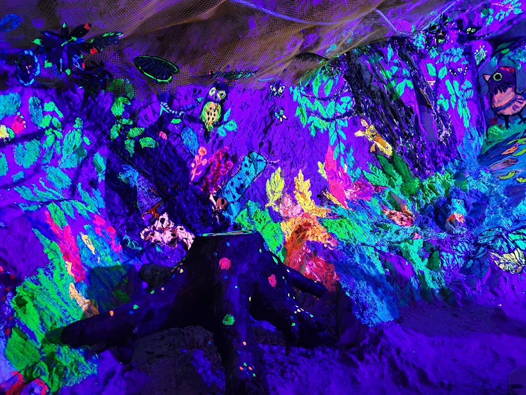 Chungju Hwalok Cave