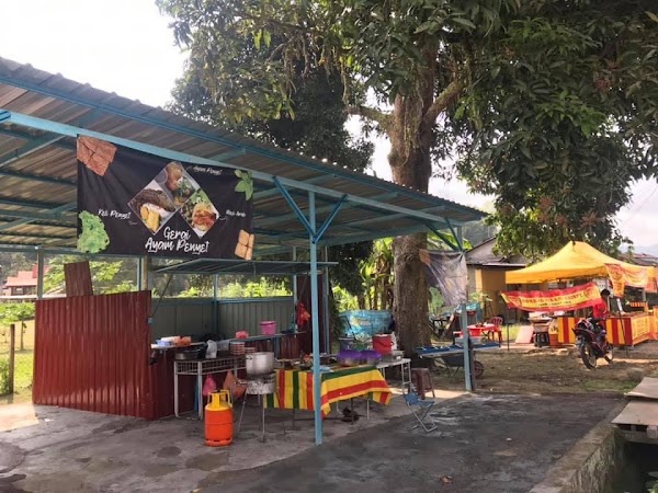 Ayam Penyet dan Nasi Arab Senaling - Photo 1
