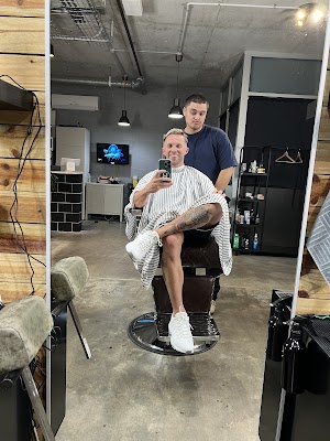 Community six barbers photo 3