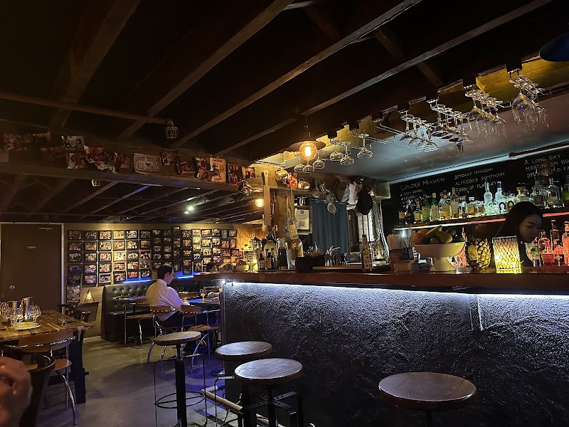 Alfredo Authentic Italian Restaurant & Underground Cocktail Bar