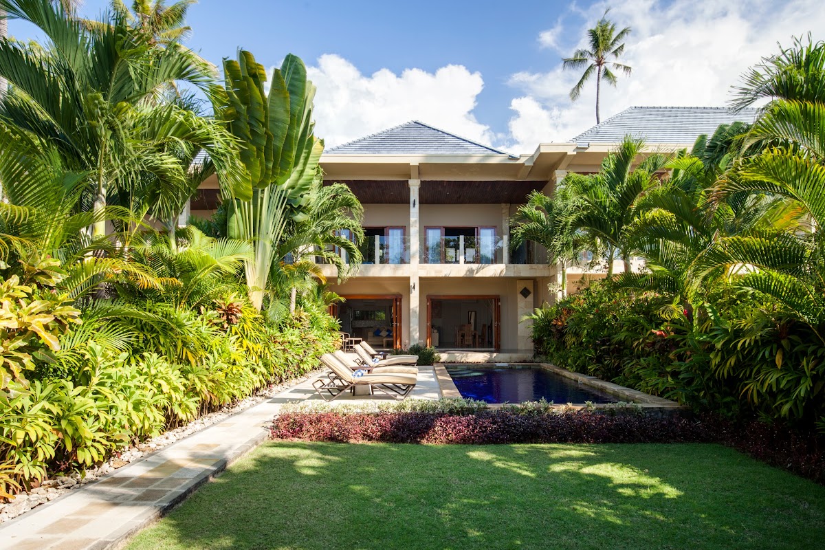 The Lovina Bali Resort