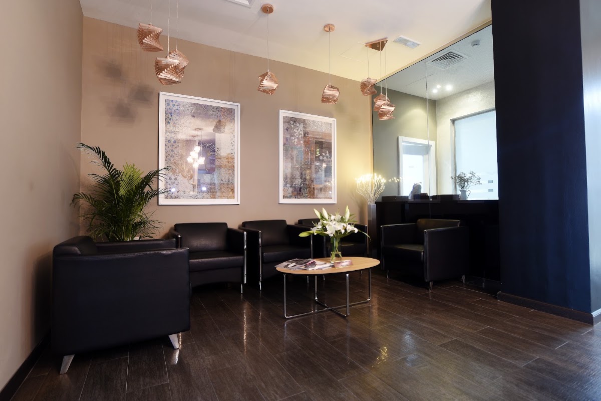 ConfiDent Dental & Skin Care Clinic 2