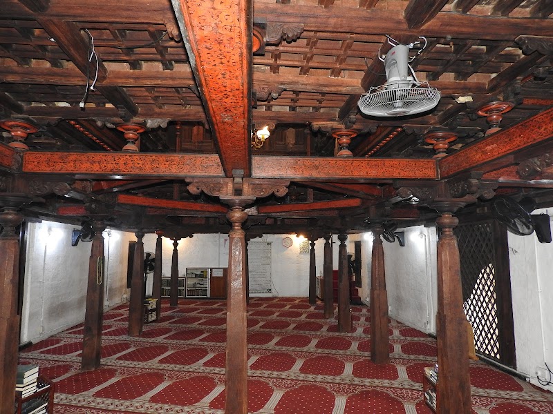 Dharumavantha Rasgefaanu Miskiyy (مسجد الملك دارومافانتا) photo 1