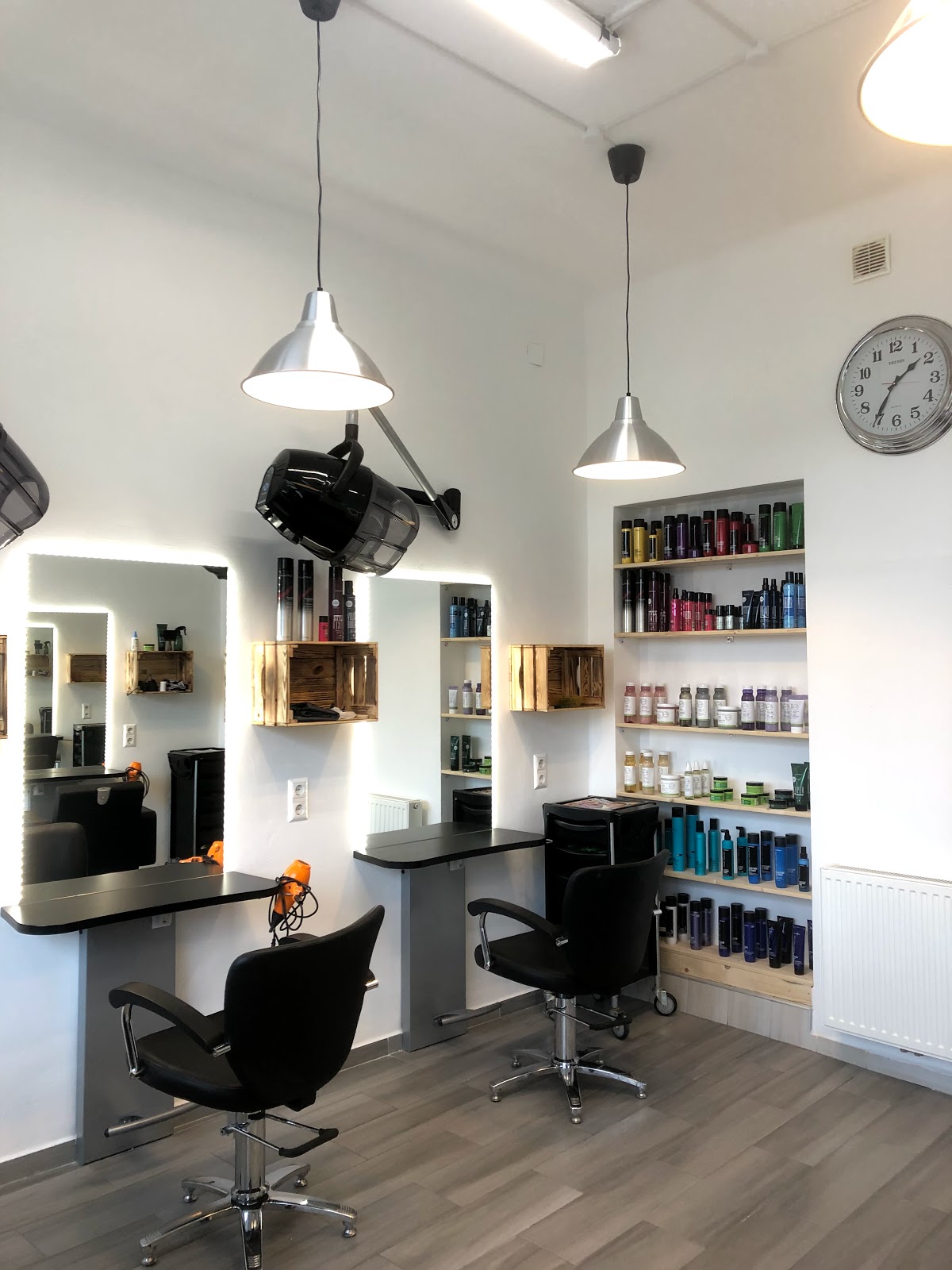 Trevor Sorbie Salon Logo