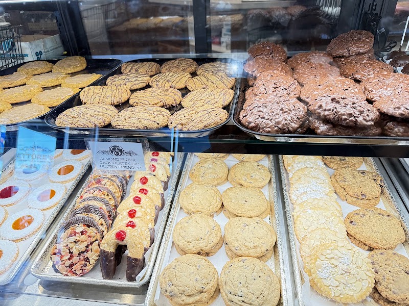 Ettore's Bakery and Restaurant photo 4