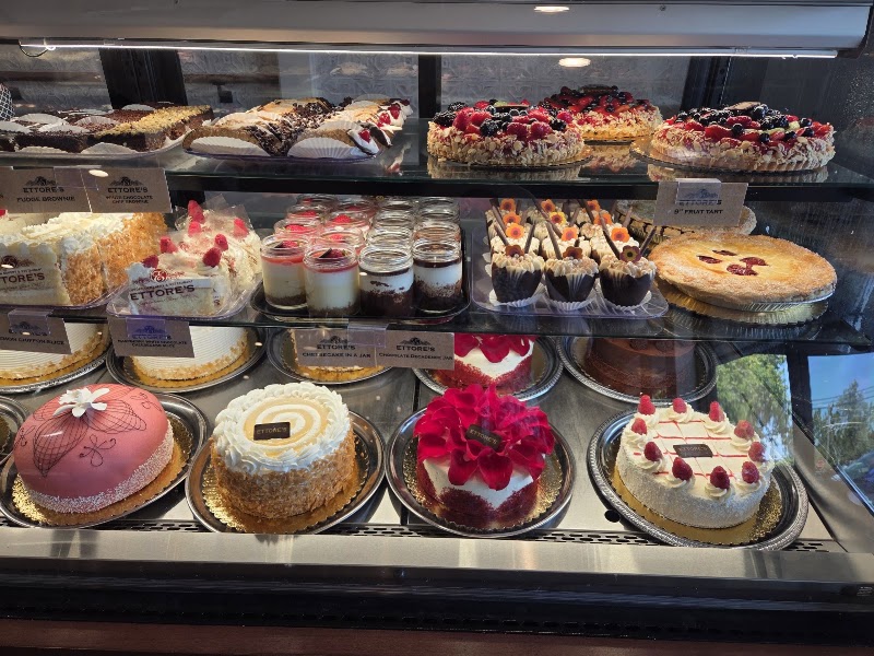 Ettore's Bakery and Restaurant photo 3