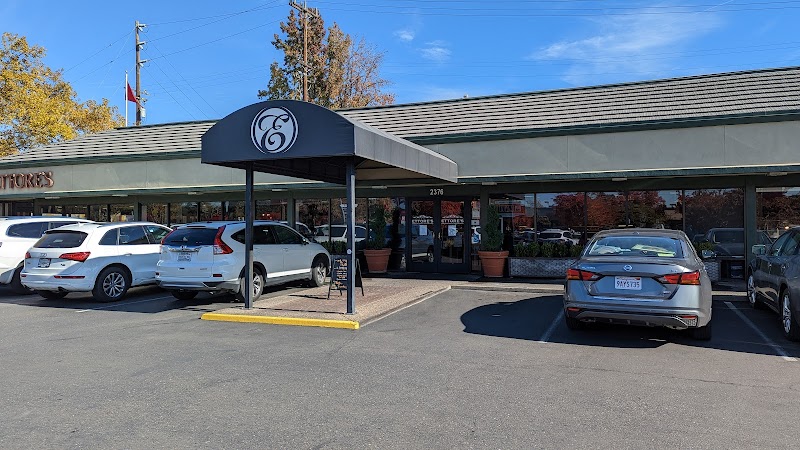 Ettore's Bakery and Restaurant photo 1