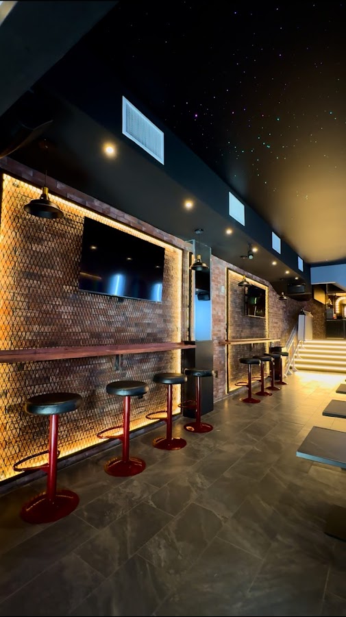 Lucky Bar