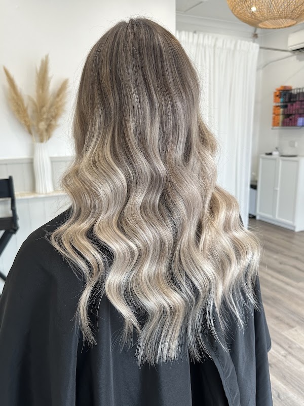 Hello Blondie photo 1