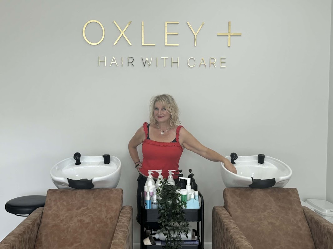 Oxley Plus Cut & Colour Sunshine Coast Hairdreser photo 1