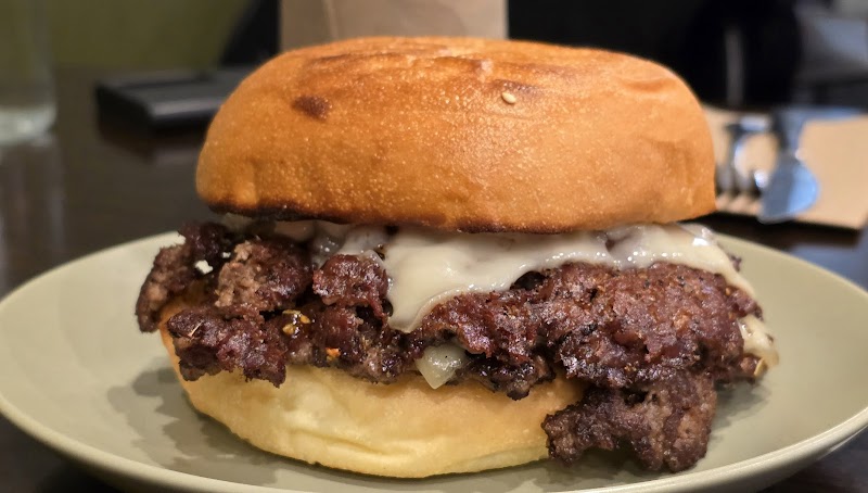 Ken Behrens Cafe & Burgers photo 3