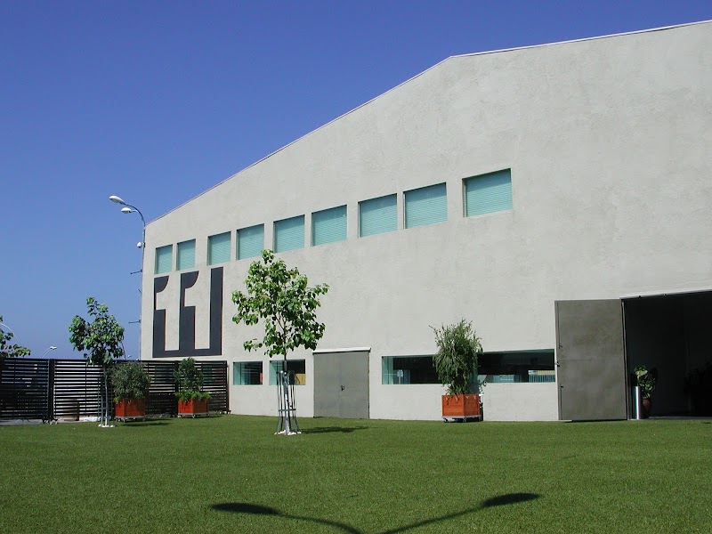 Hangar 11