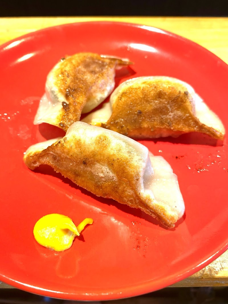 ピース餃子(春日) 写真2