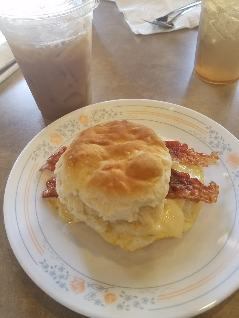 This & That Café photo 2