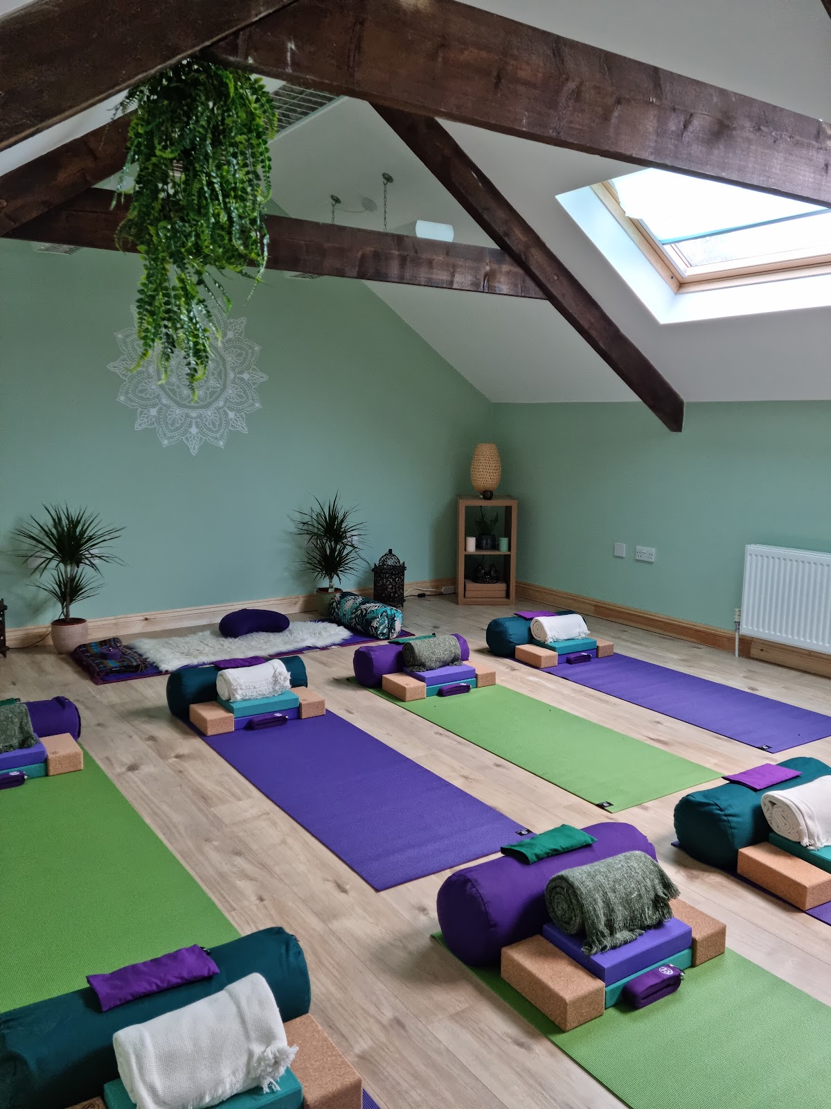 EmBodhi Wellbeing - Yoga, Sound, Massage & Holistic Therapy - Launceston