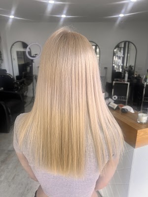 Konde the stylist photo 2