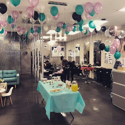 Headquarters Hair Studio NT photo 3