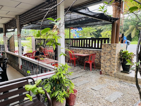 Restoran Soto Sri Sayang - Photo 1