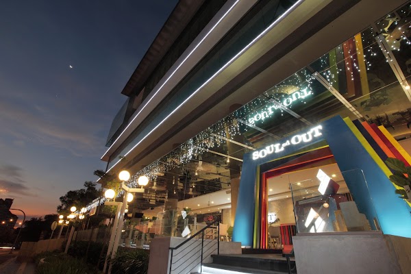 Souled Out - Photo 1