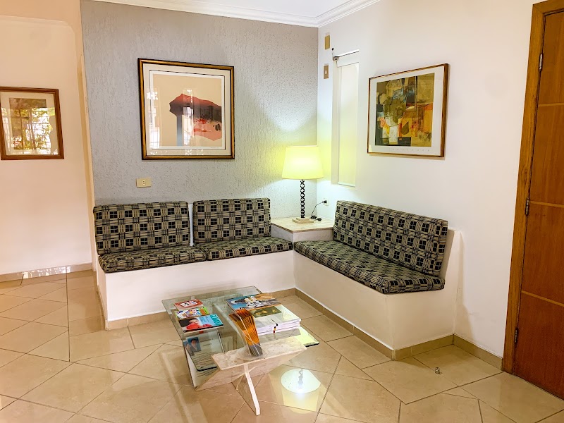 Dra. Anemarie Auwarter Aimi - Clínica Odontológica & Harmonização Facial - CROSP 58009 - foto 4