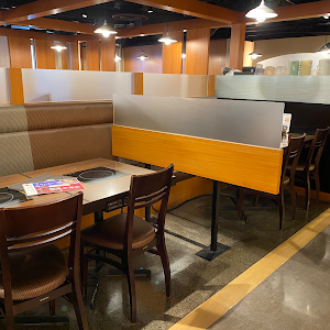 MO-MO-PARADISE Shibuya Center-gai