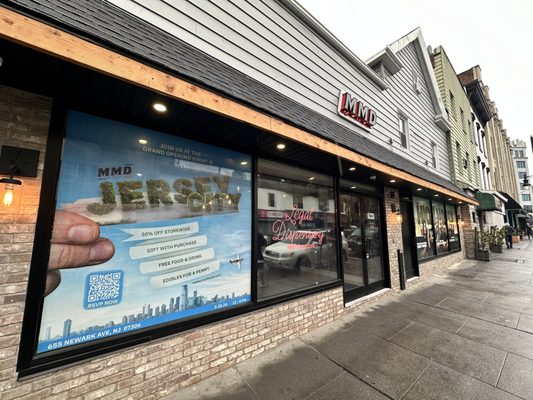 Video tour of MMD Jersey City retail environment