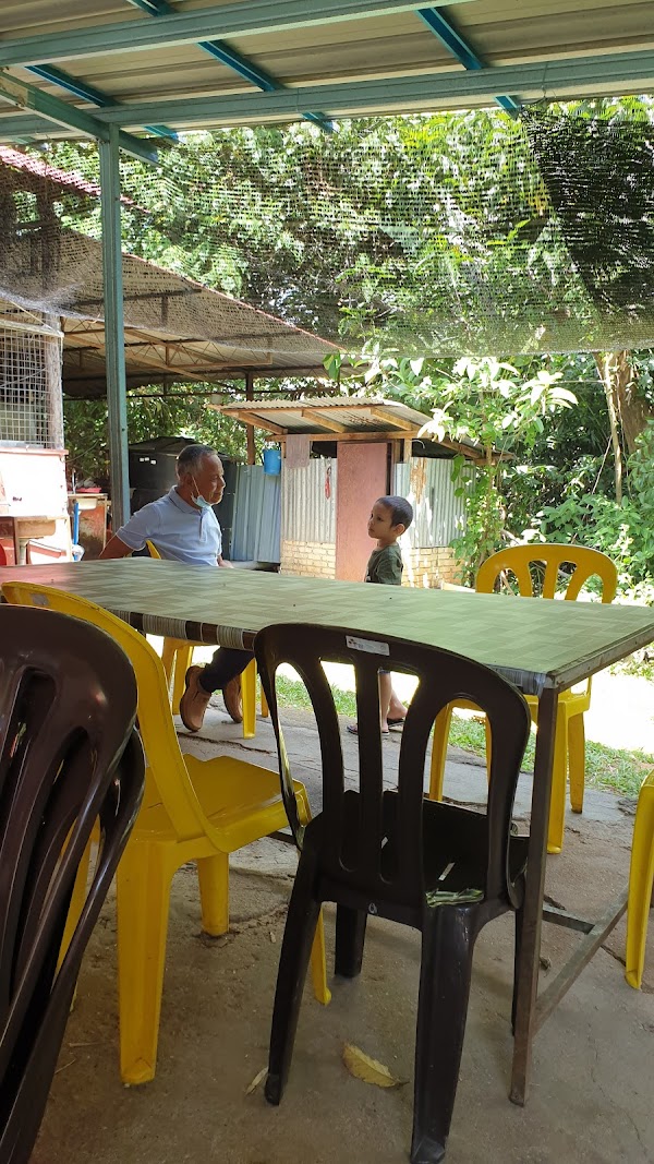 Kedai Makan Pokok Buluh - Photo 1