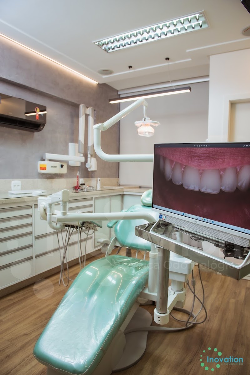 Dr. Leonardo Ribeiro