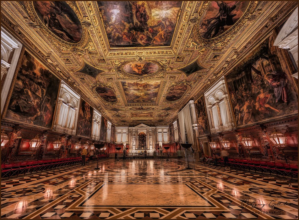 Scuola Grande di San Rocco fotoğraf 1