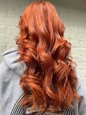 Essie hair and makeup photo 3