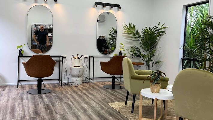 Essie hair and makeup