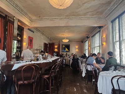 One Club Row photo 5