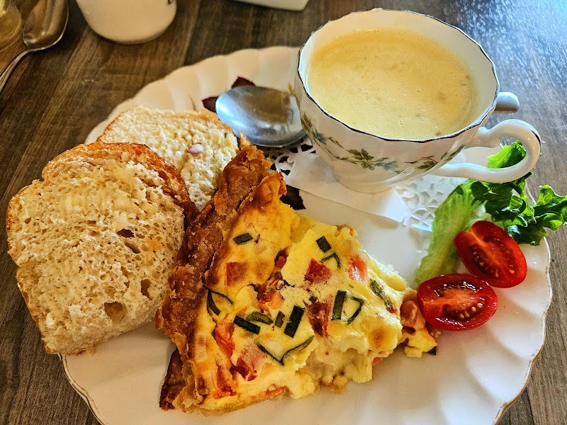 Maddie Hatter - Tea Shop & Cafe photo 3